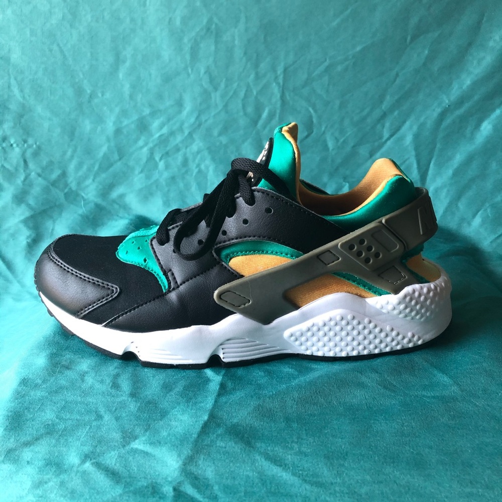 Nike Huarache Run “Emerald”